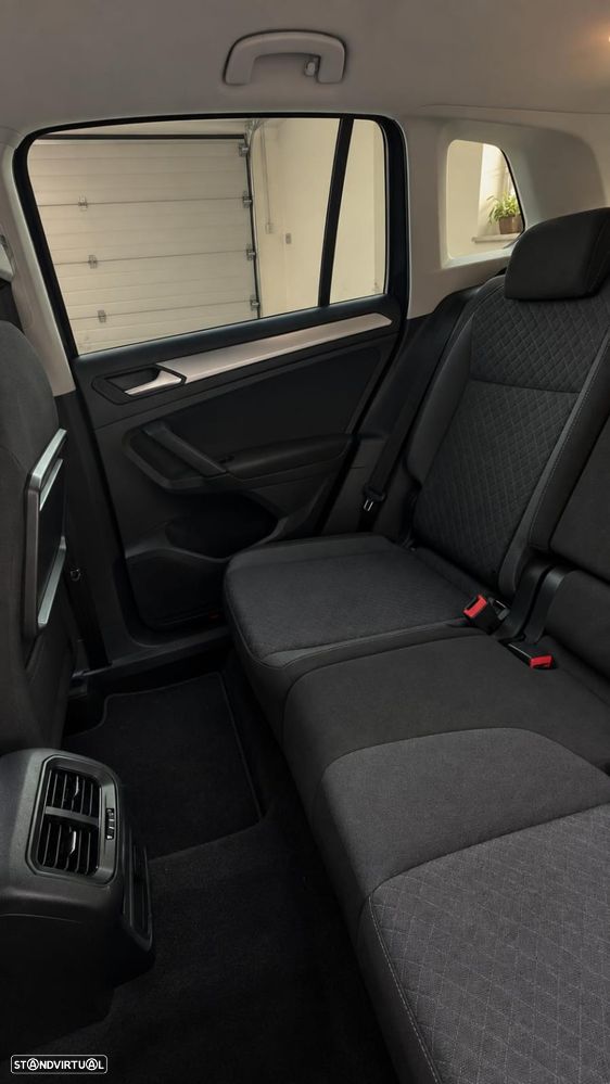 VW Tiguan 1.5 TSI Confortline - 2