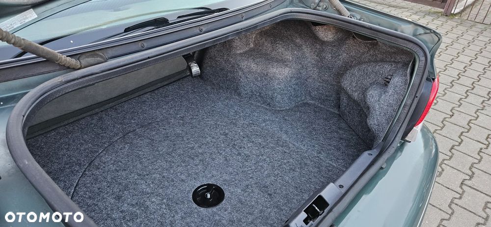 Chrysler Stratus - 9