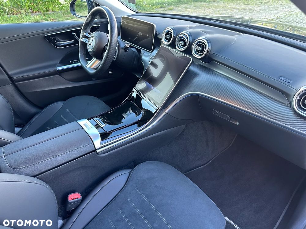 Mercedes-Benz Klasa C 180 9G-TRONIC AMG Line Advanced - 19
