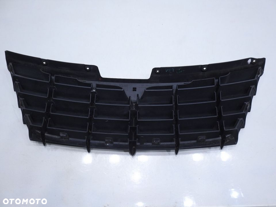GRILL ATRAPA CHRYSLER VOYAGER IV LIFT - 2