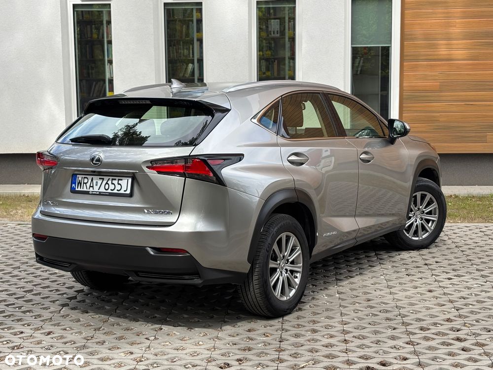 Lexus NX 300h Elite AWD - 6