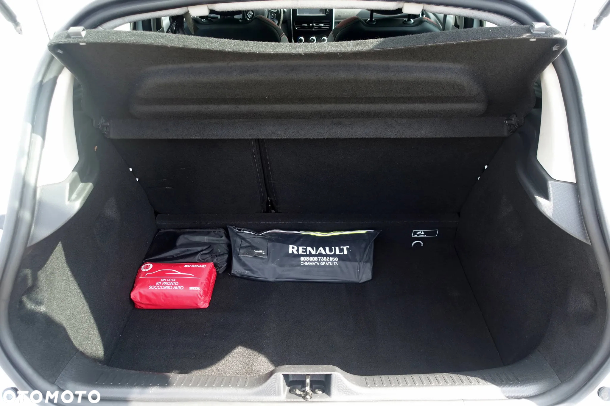 Renault Clio 1.2 16V 75 Expression - 26