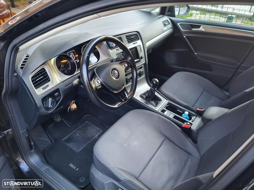 VW Golf 1.6 TDi BlueMotion Confortline - 5