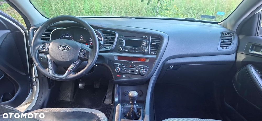 Kia Optima - 8