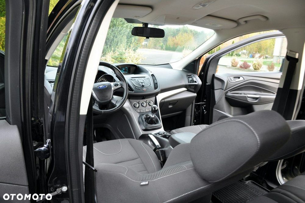 Ford Kuga - 27