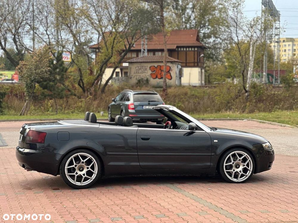 Audi A4 - 8