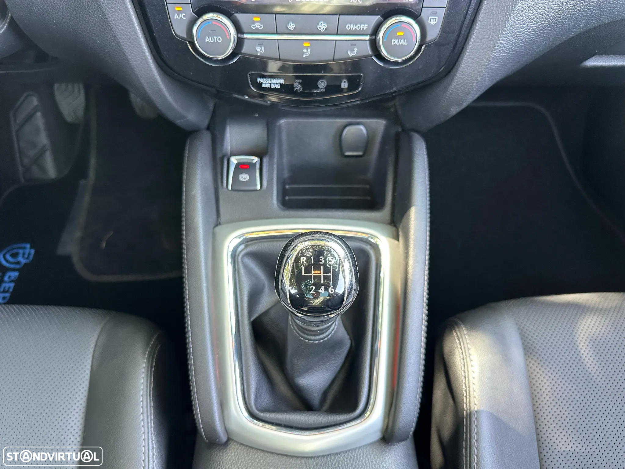 Nissan Qashqai 1.5 dCi Tekna Premium Pele - 29