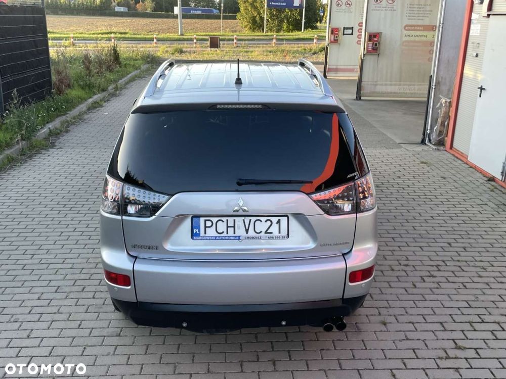 Mitsubishi Outlander - 15
