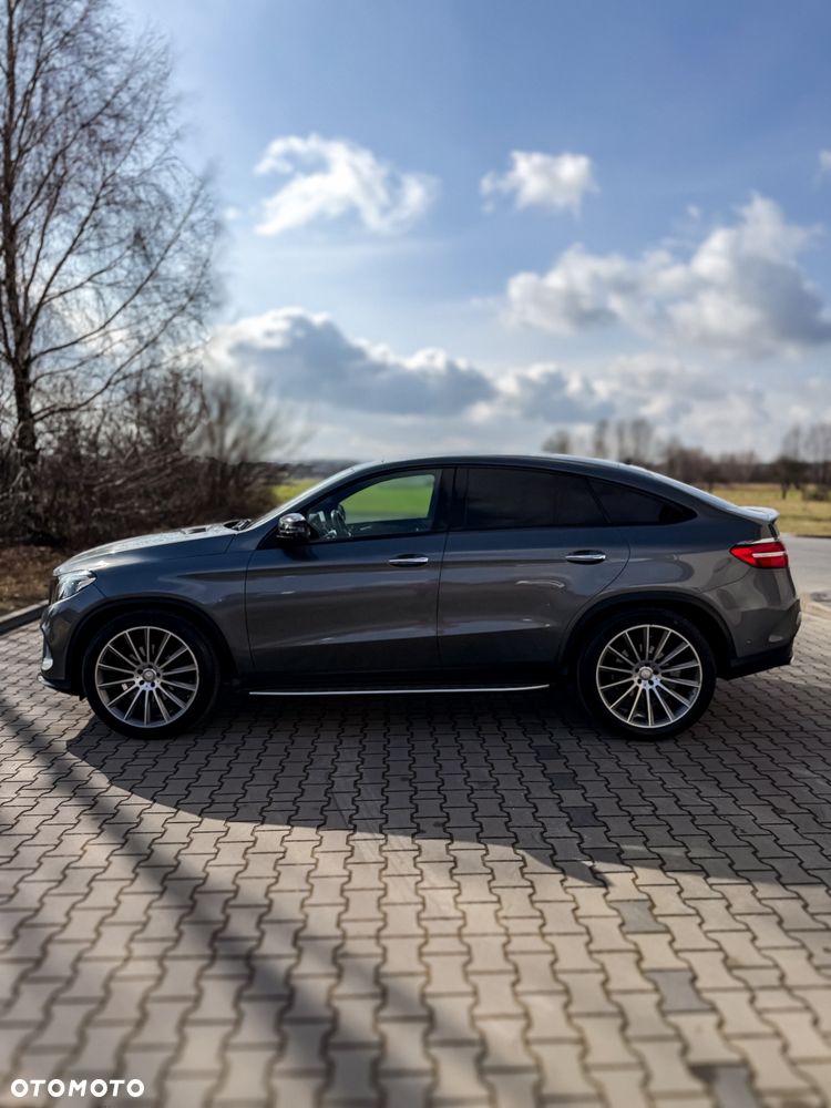 Mercedes-Benz GLE 350 d 4Matic 9G-TRONIC AMG Line - 8