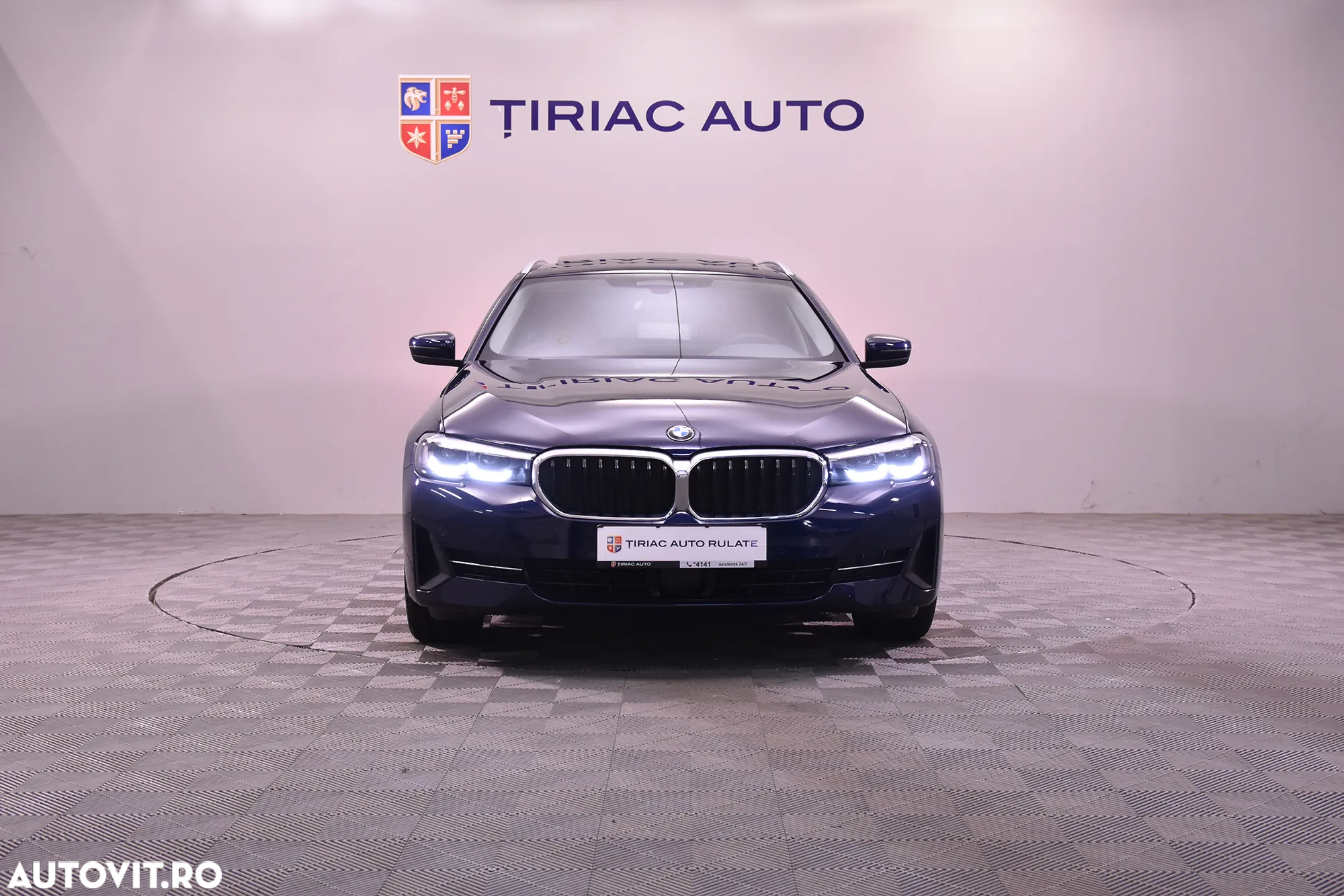 BMW Seria 5 520d Touring Aut. - 8