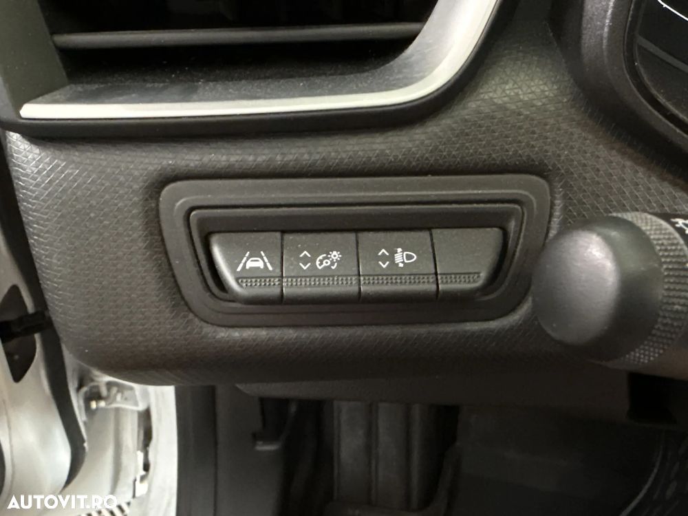 Renault Clio - 16