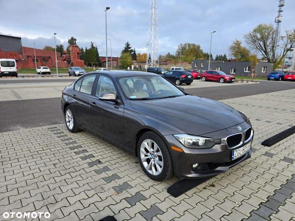BMW Seria 3 328i xDrive - 3