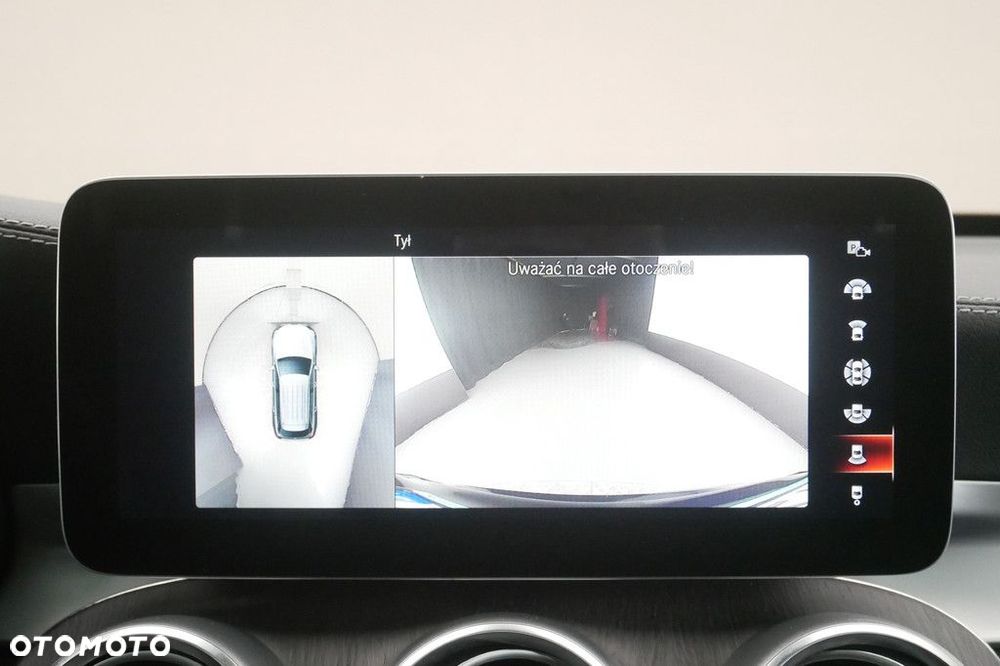 Mercedes-Benz GLC - 25