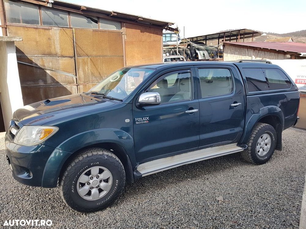 Dezmembrari dezmembrez  Toyota Hilux 3.0 D-4D, 2.5 - 4