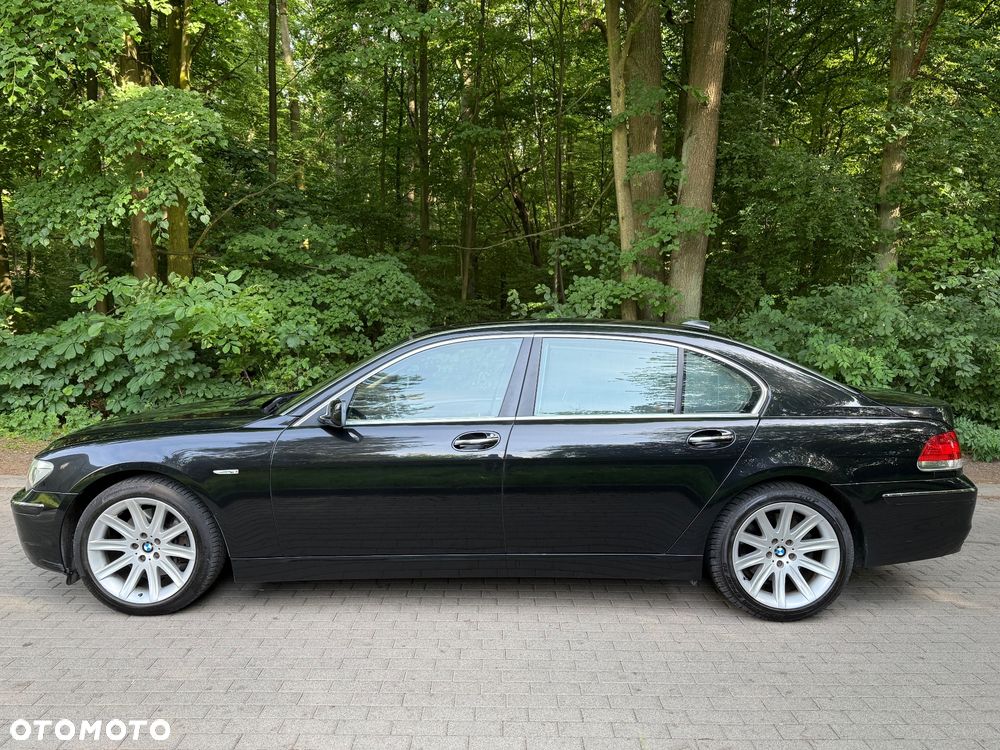 BMW Seria 7 740i L - 23