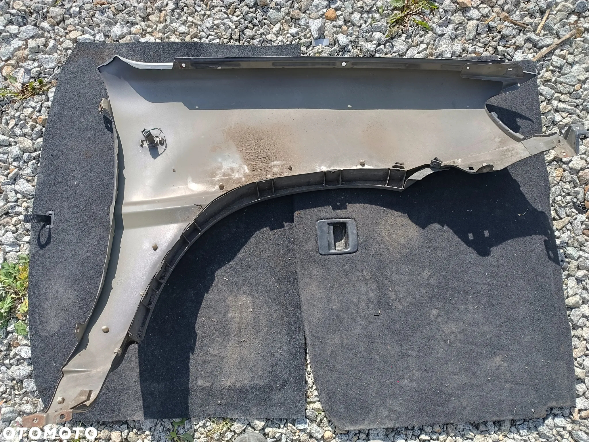 BŁOTNIK LEWY PRZÓD PRZEDNI NISSAN TERRANO II - 2
