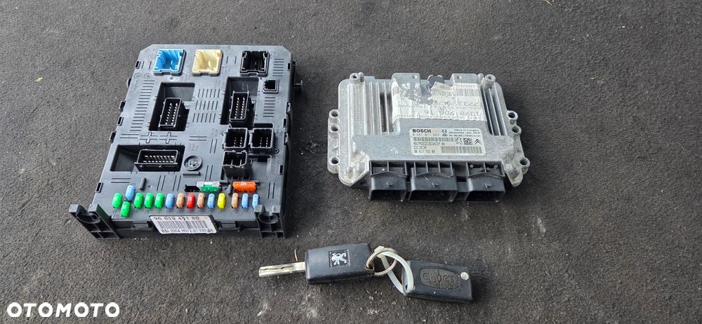 Zestaw startowy komputer 0281011863 BSI pilot Peugeot 307 1,6 HDI - 1