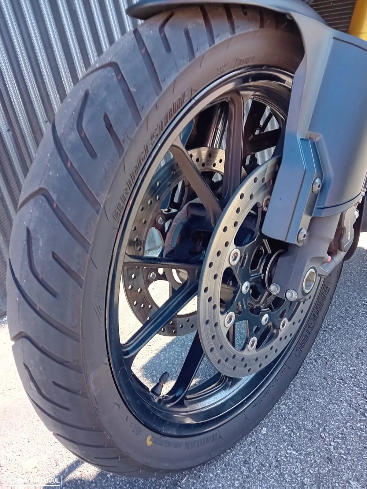 Suzuki DL V-Strom 1000 - 4