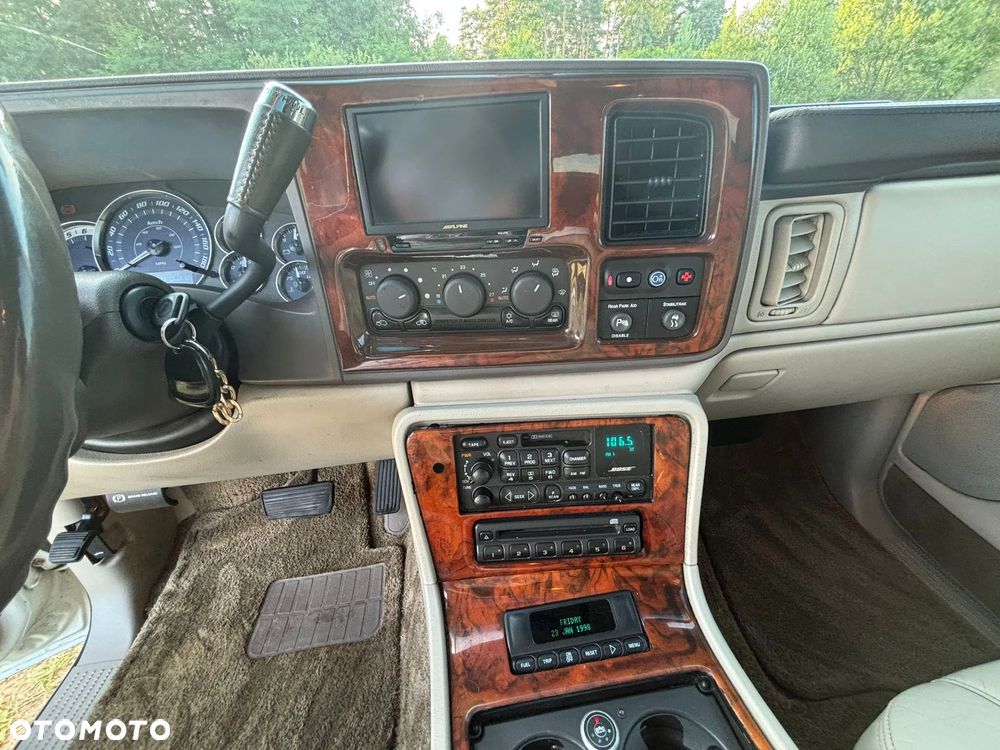 Cadillac Escalade 6.0 V8 - 8