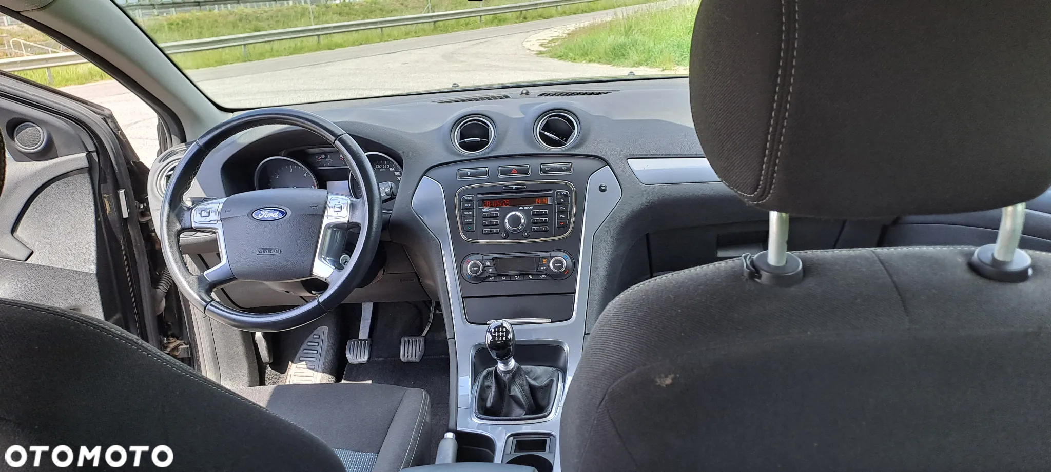 Ford Mondeo 2.0 TDCi Titanium - 10