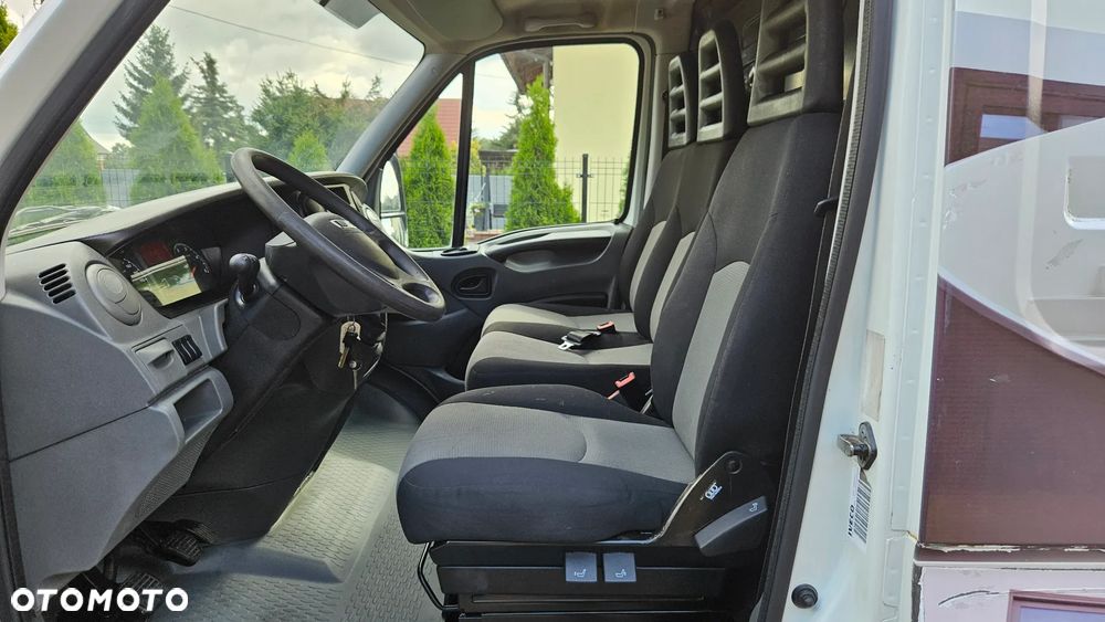 Iveco DAILY 40C15 35C L3H2 BLASZAK SREDNIAK HAK 3500 KG - 16