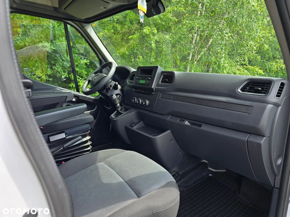 Renault Master 10 EP niski przebieg, ASO GWARANCJA ,2024r , Salon PL , bezwypadkowy , BURTO FIRANA ,poduszki pneumatyczne tylnej osi, DRZWI TYLNE - 14