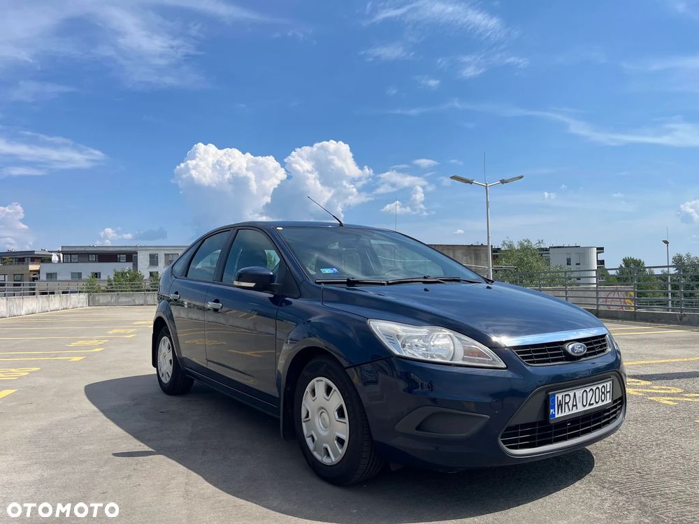 Ford Focus 1.6 Ambiente - 1