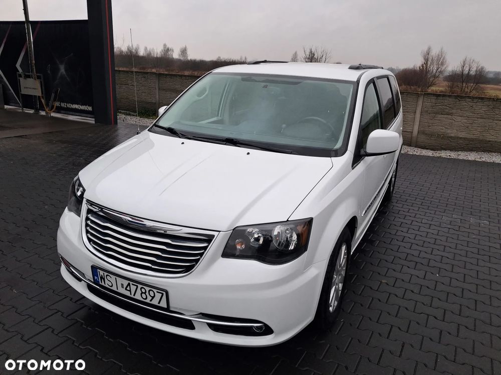 Chrysler Town & Country 3.6 Touring - 16