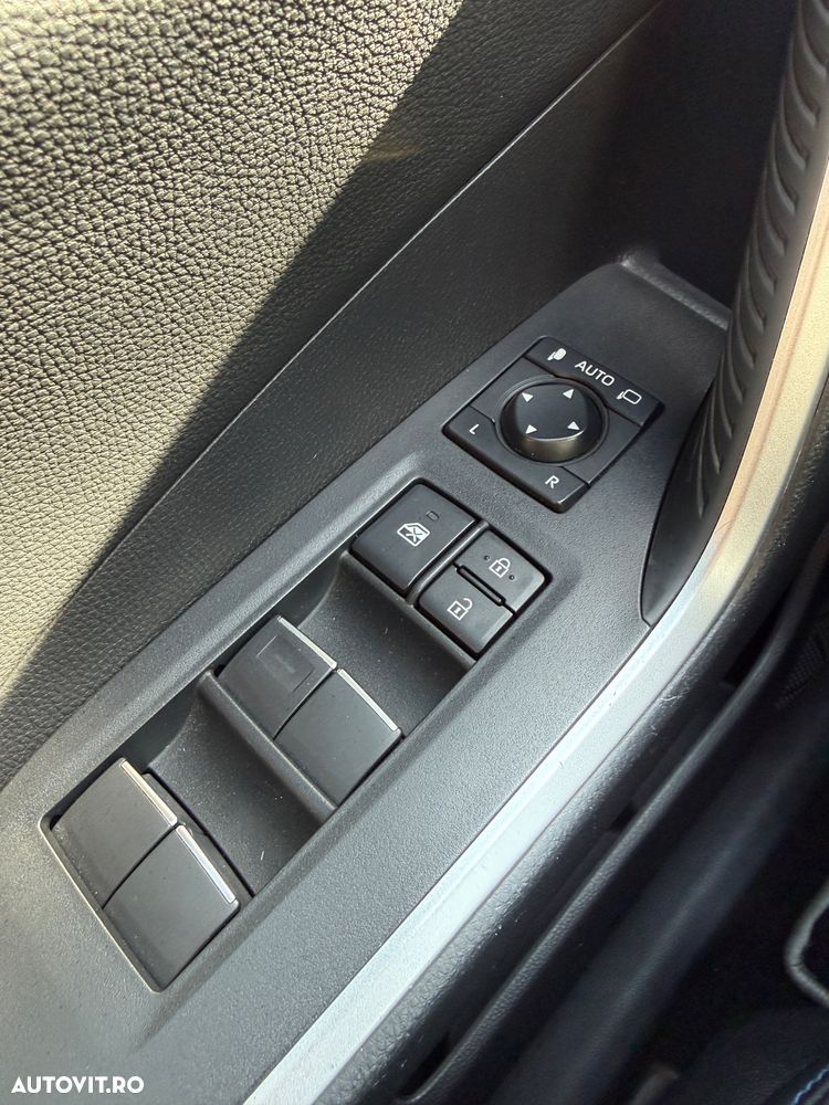 Toyota RAV4 2.5 VVT-iE 4x4 Dynamic - 37