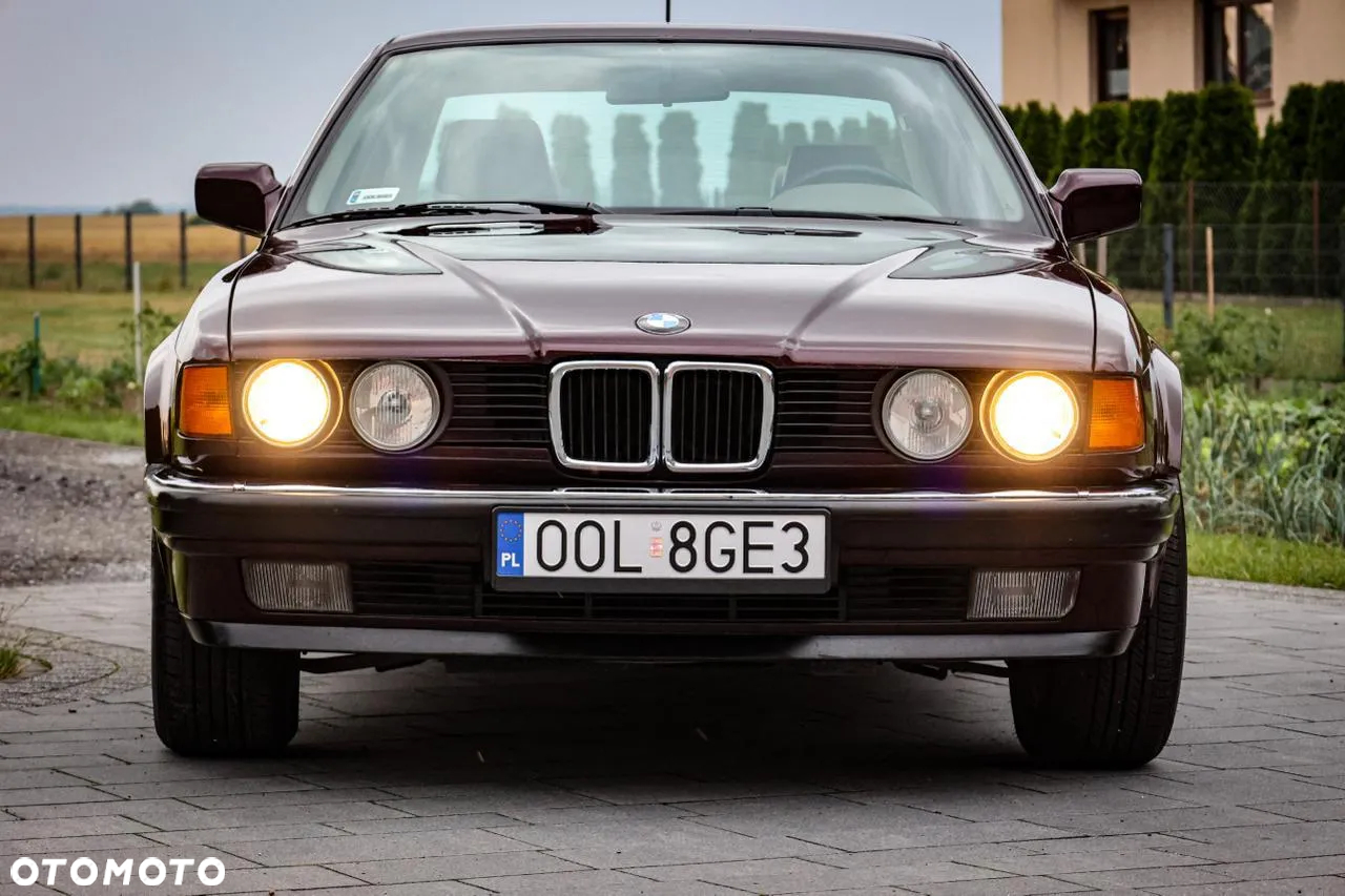 BMW Seria 7 - 18