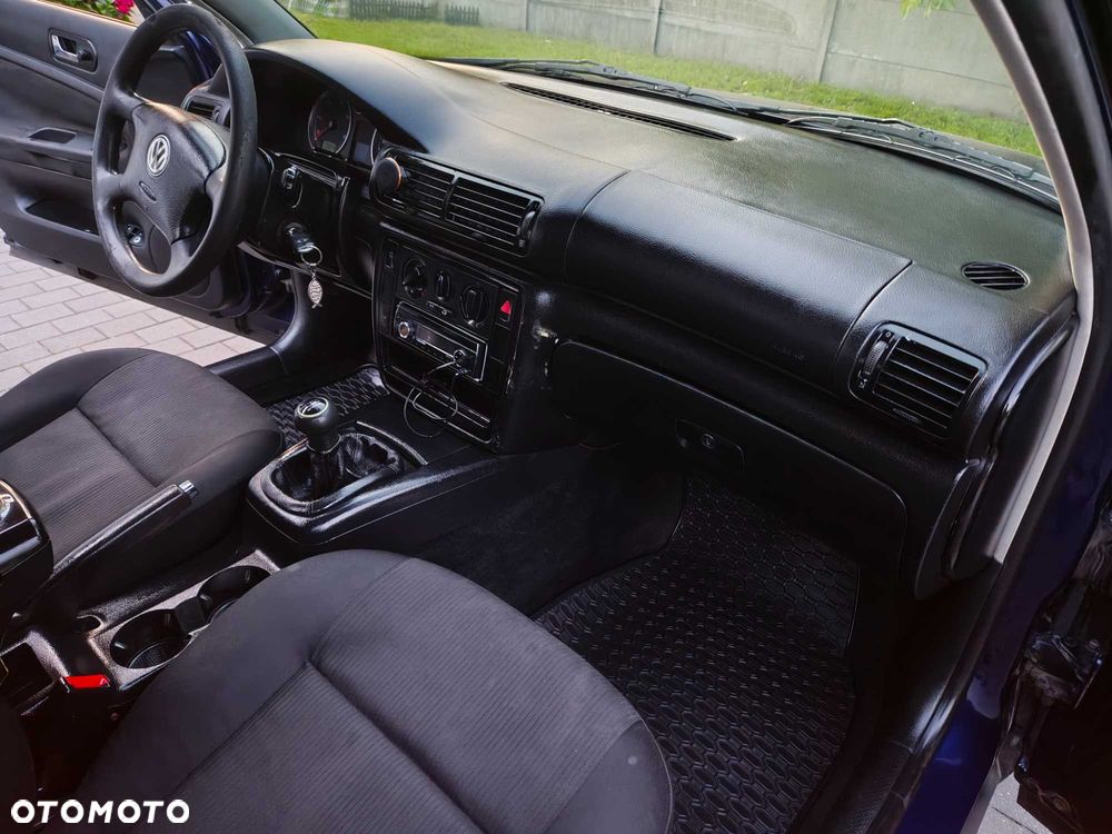 Volkswagen Passat - 7