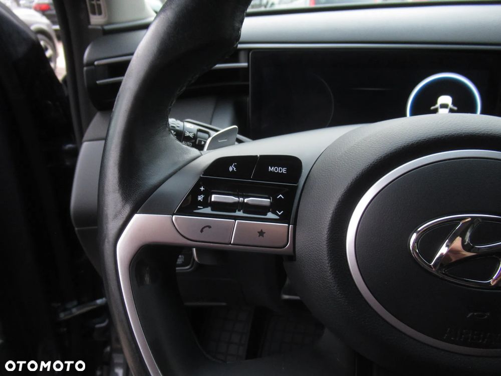 Hyundai Tucson 1.6 T-GDi HEV Executive 2WD - 14