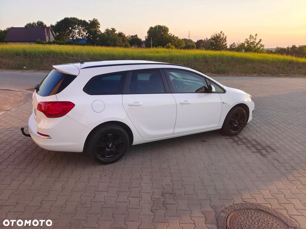 Opel Astra 1.4 T Cosmo EU6 - 18