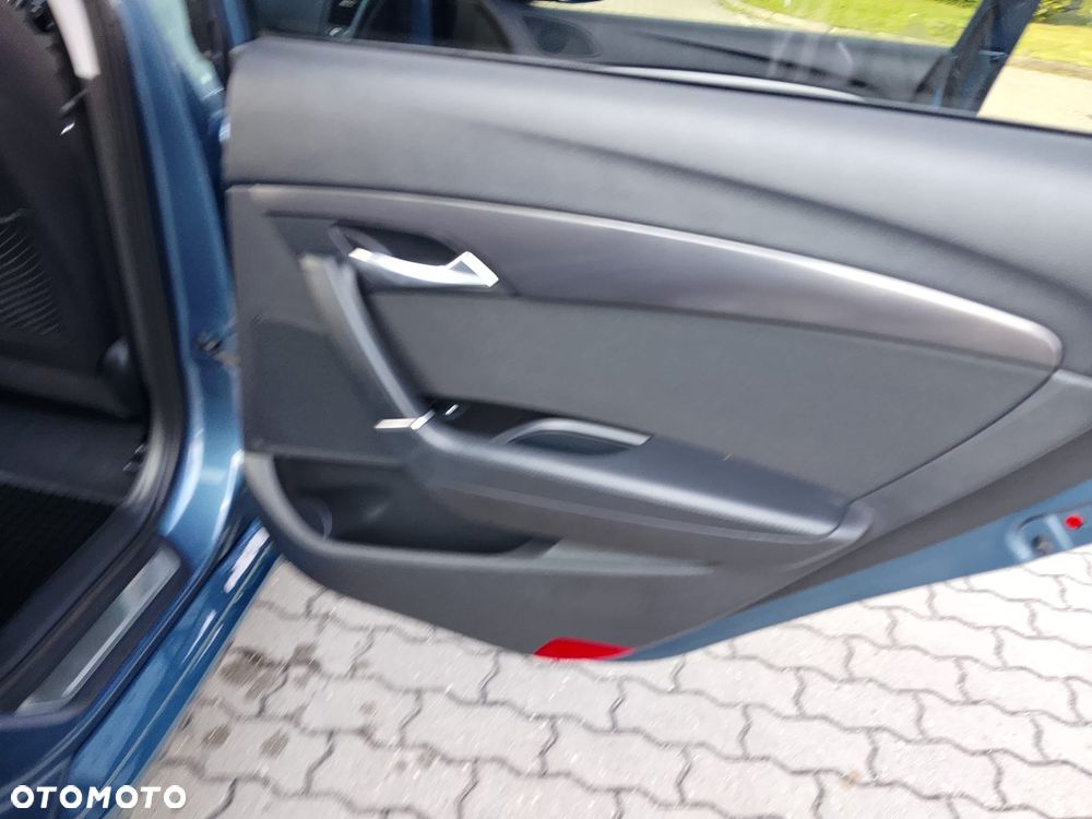 Hyundai i40 Kombi 2.0 Premium - 13
