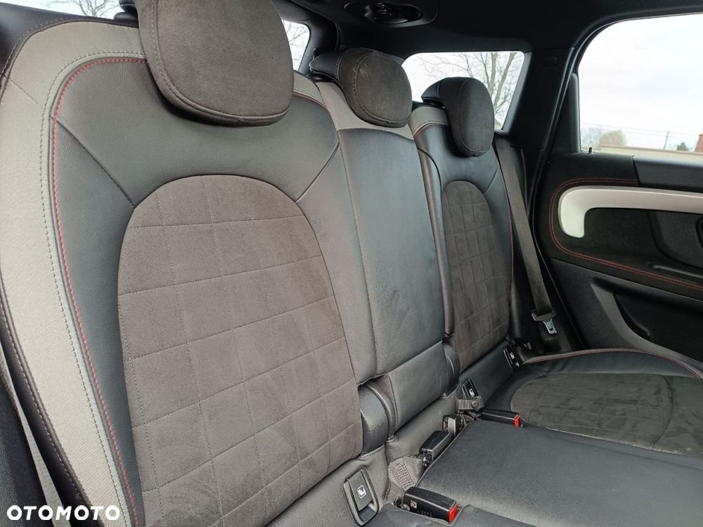 MINI John Cooper Works - 24