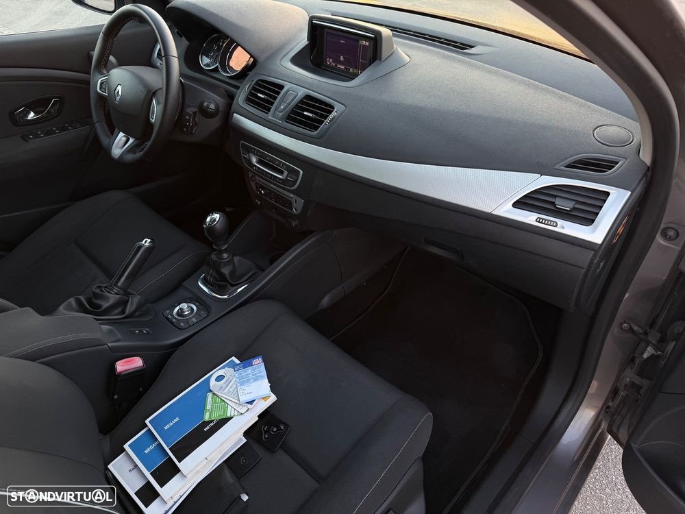 Renault Mégane 1.5 dCi Dynamique SS - 7