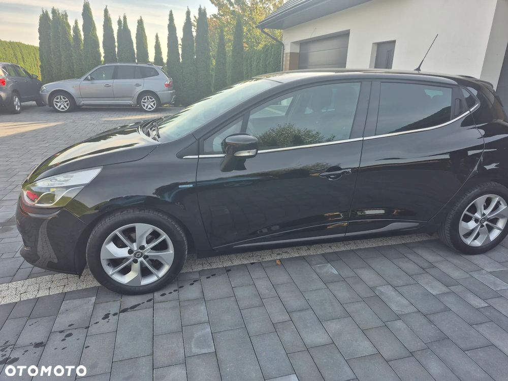 Renault Clio - 5