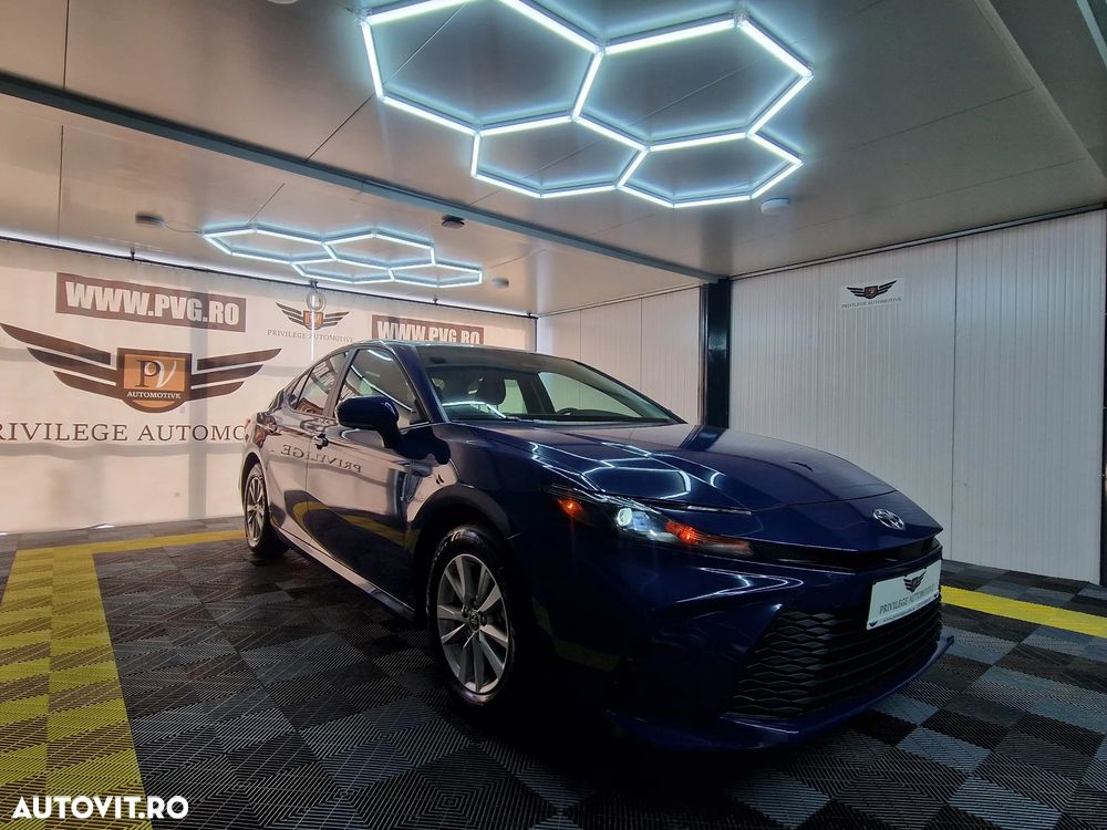 Toyota Camry 2.5 Hybrid Dynamic - 3