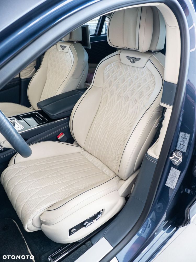 Bentley Flying Spur - 9