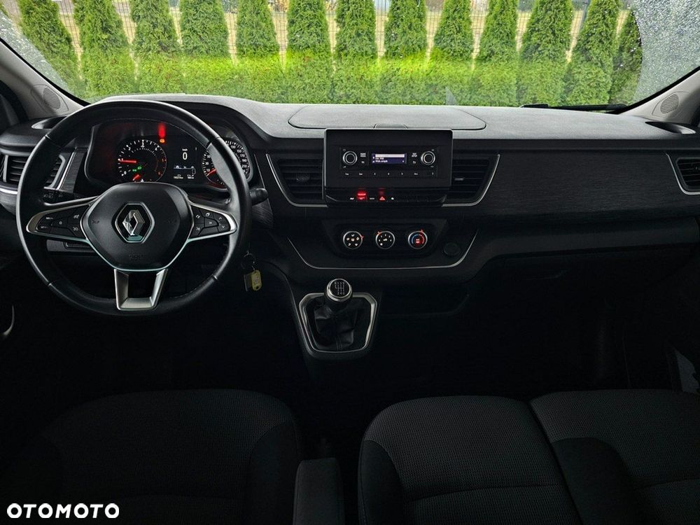 Renault Trafic - 19