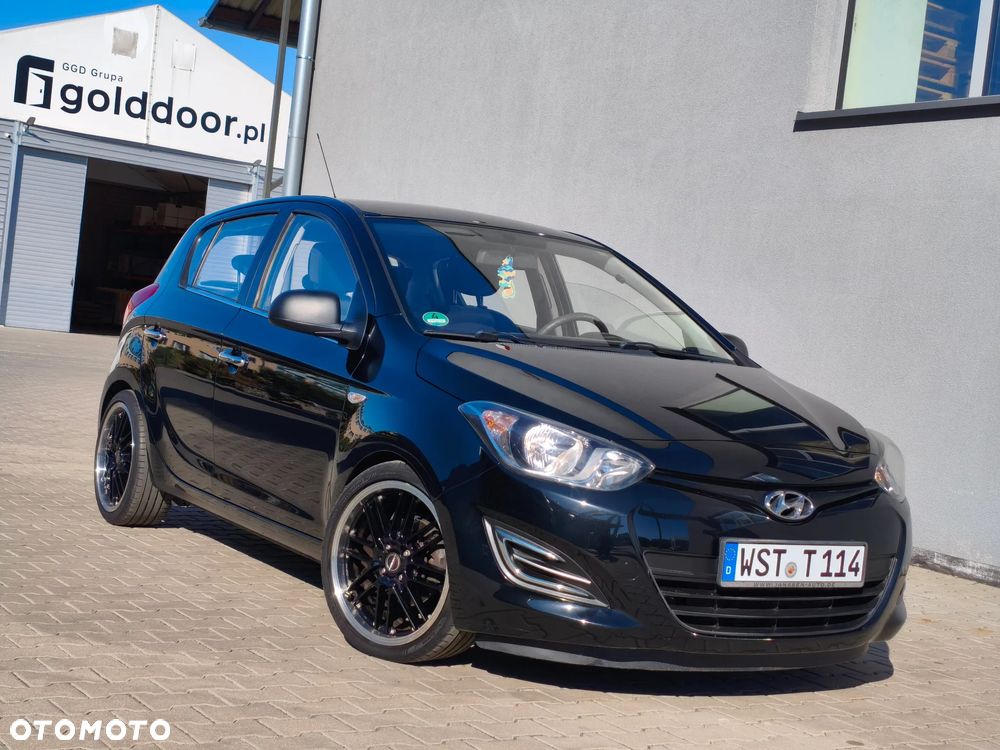 Hyundai i20 1.2 Intro Edition - 1