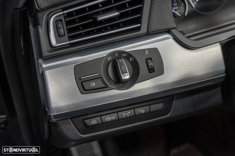 BMW 740 d Pack M - 20