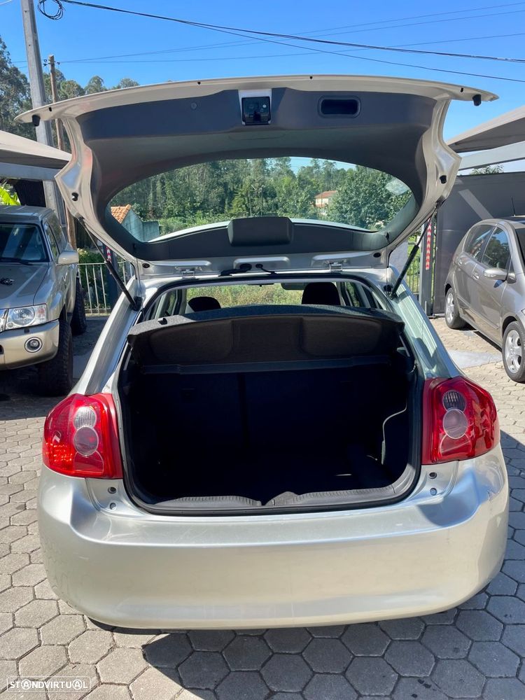 Toyota Auris 1.4 D-4D AC DPF - 7