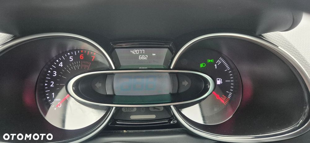 Renault Clio 0.9 Energy TCe Limited - 19