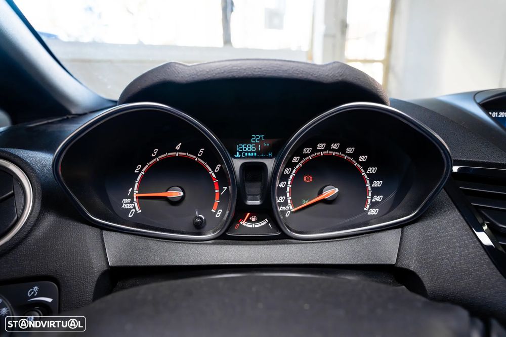 Ford Fiesta 1.6 T ST - 16