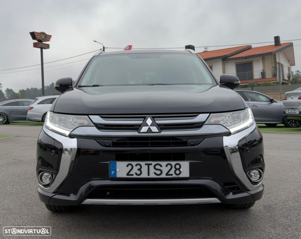 Mitsubishi Outlander 2.0 Instyle Navi - 11