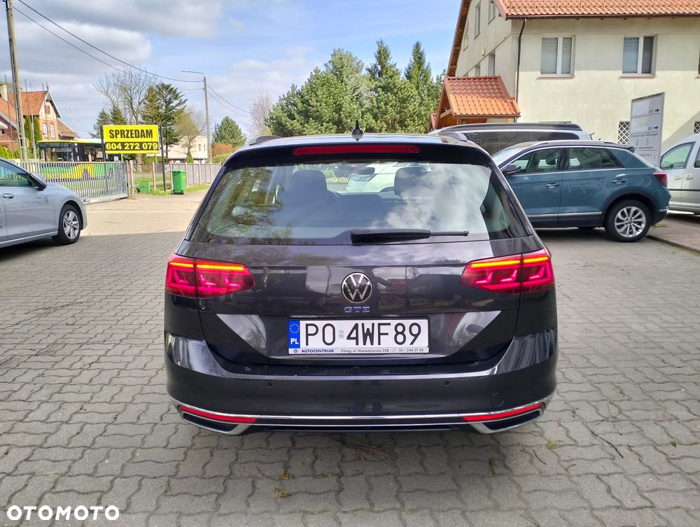 Volkswagen Passat - 9