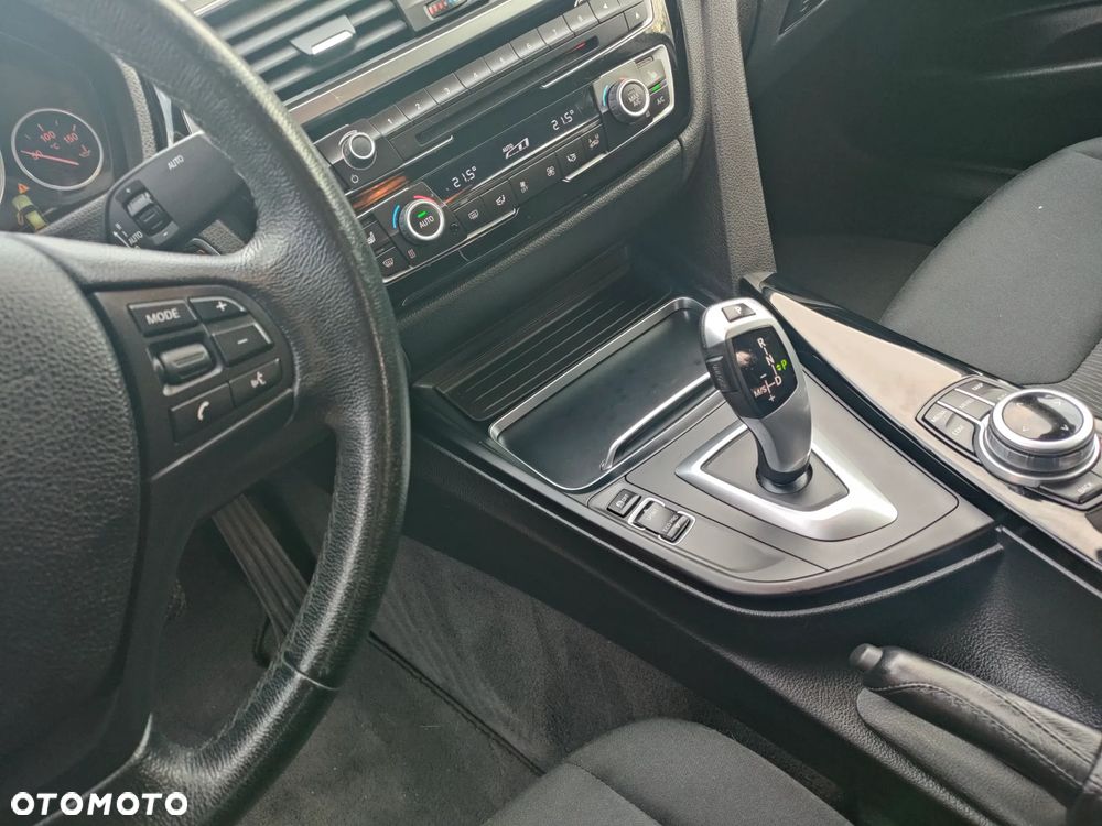 BMW 3GT 320d Advantage - 16