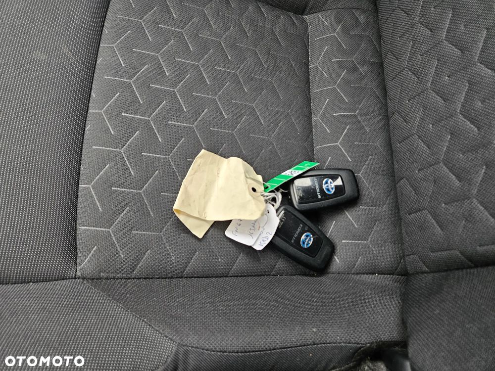 Toyota Corolla 1.8 Comfort - 22
