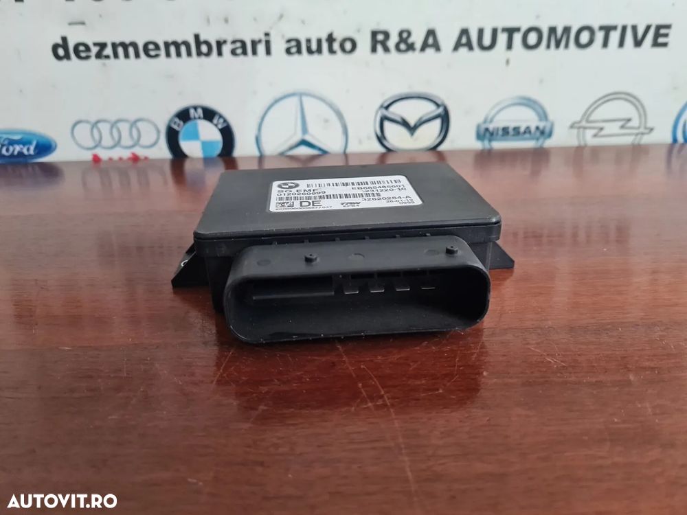 Modul Frana De Mana Bmw F10 F11 X3 X4 F25 F26 Etc. Cod  Dezmembrez Bmw - Dezmembrari Arad - 2